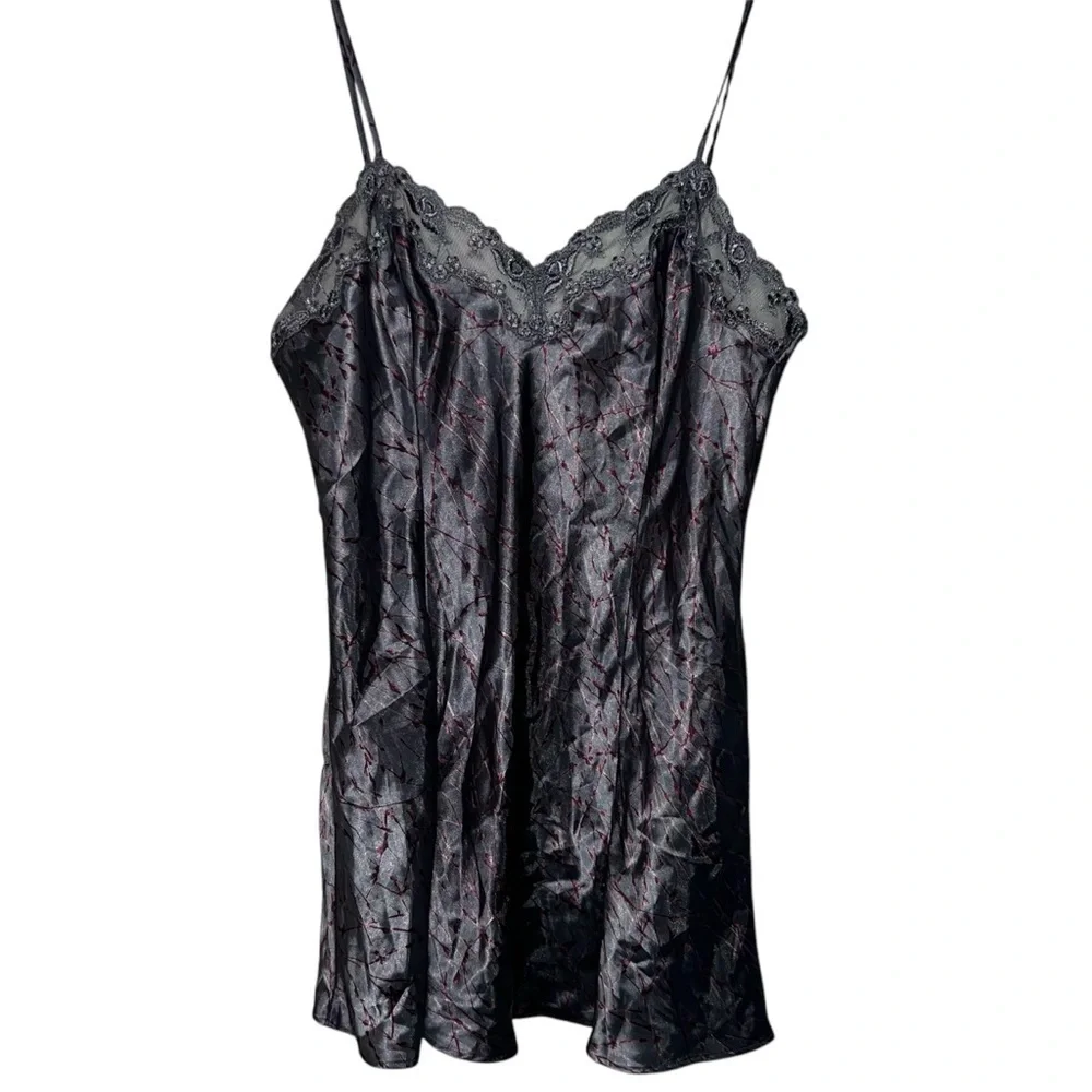 Victoria’s Secret Chemise Charcoal and Burgundy Gray Lace Satin Size Large